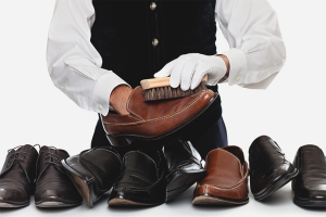 How to care for leather shoes