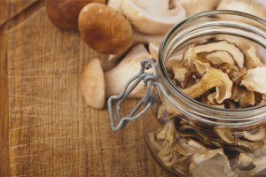 How to store dried mushrooms