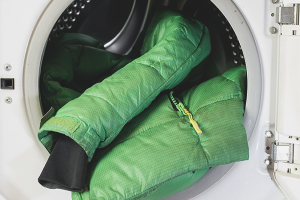 How to wash a down jacket in a washing machine