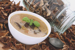 How to make dried mushroom soup