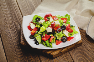 How to cook Greek salad