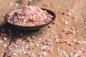 The benefits and harms of Himalayan pink salt