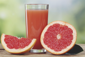 The benefits and harms of grapefruit juice