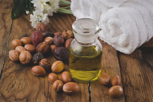 The use of argan oil for hair