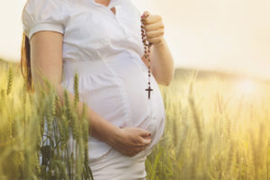 Can pregnant women go to church