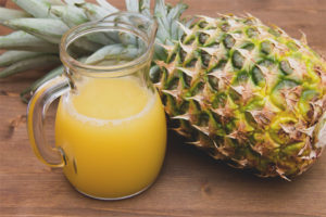 The benefits and harms of pineapple juice