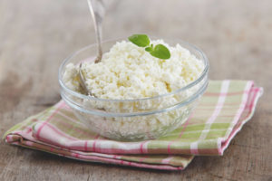 The benefits and harms of cottage cheese at night