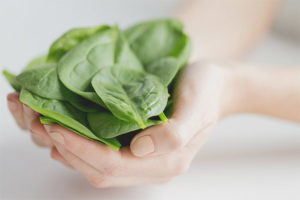 Face masks with spinach