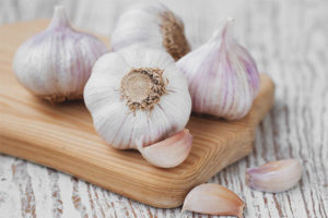 How to eat garlic for health