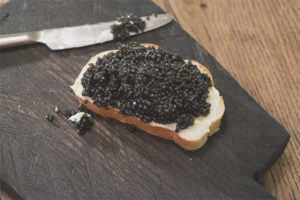 How to eat black caviar